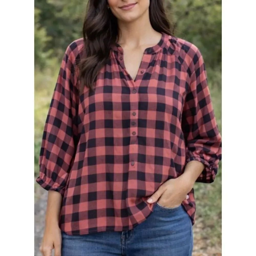 Time and tru pink buffalo check puff sleeve blouse large